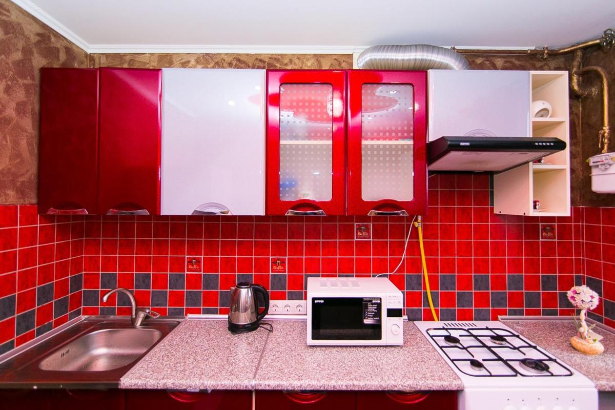 Vip Apartmens Faraon On Illinskaya 1 Floor Сумы Экстерьер фото